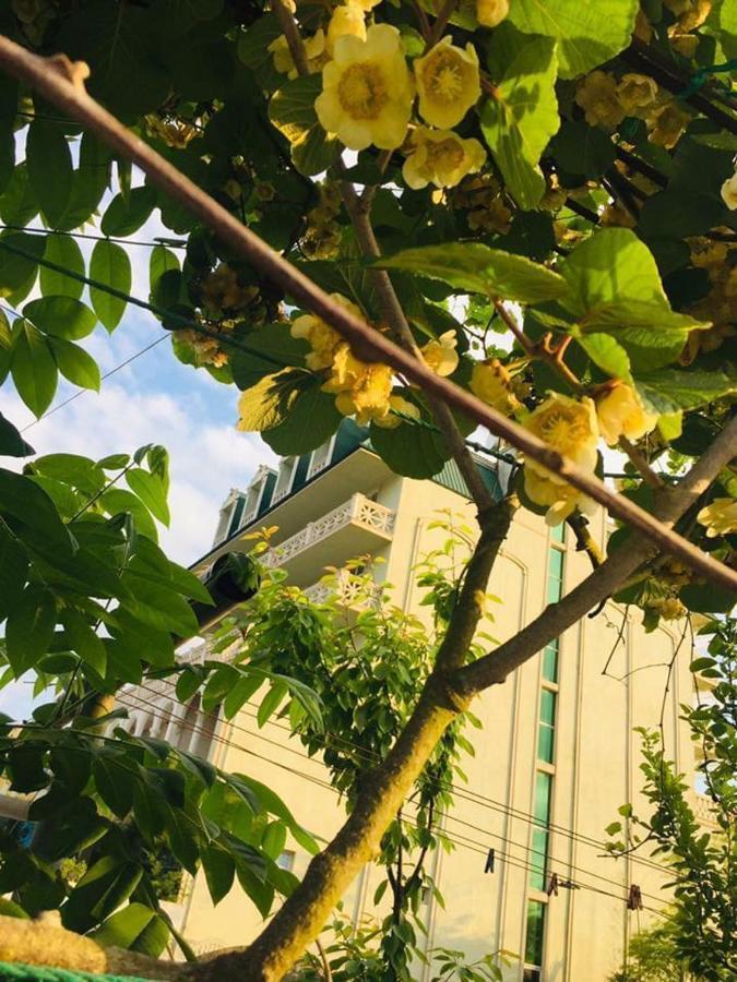National Hotel Kobuleti Εξωτερικό φωτογραφία