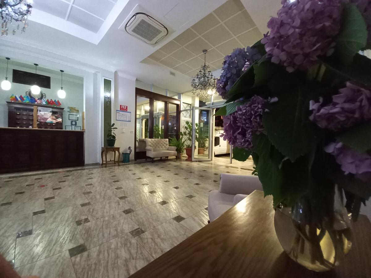 National Hotel Kobuleti Εξωτερικό φωτογραφία