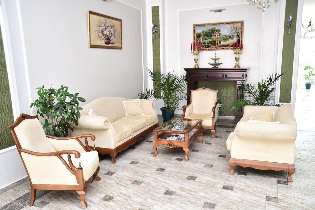 National Hotel Kobuleti Εξωτερικό φωτογραφία