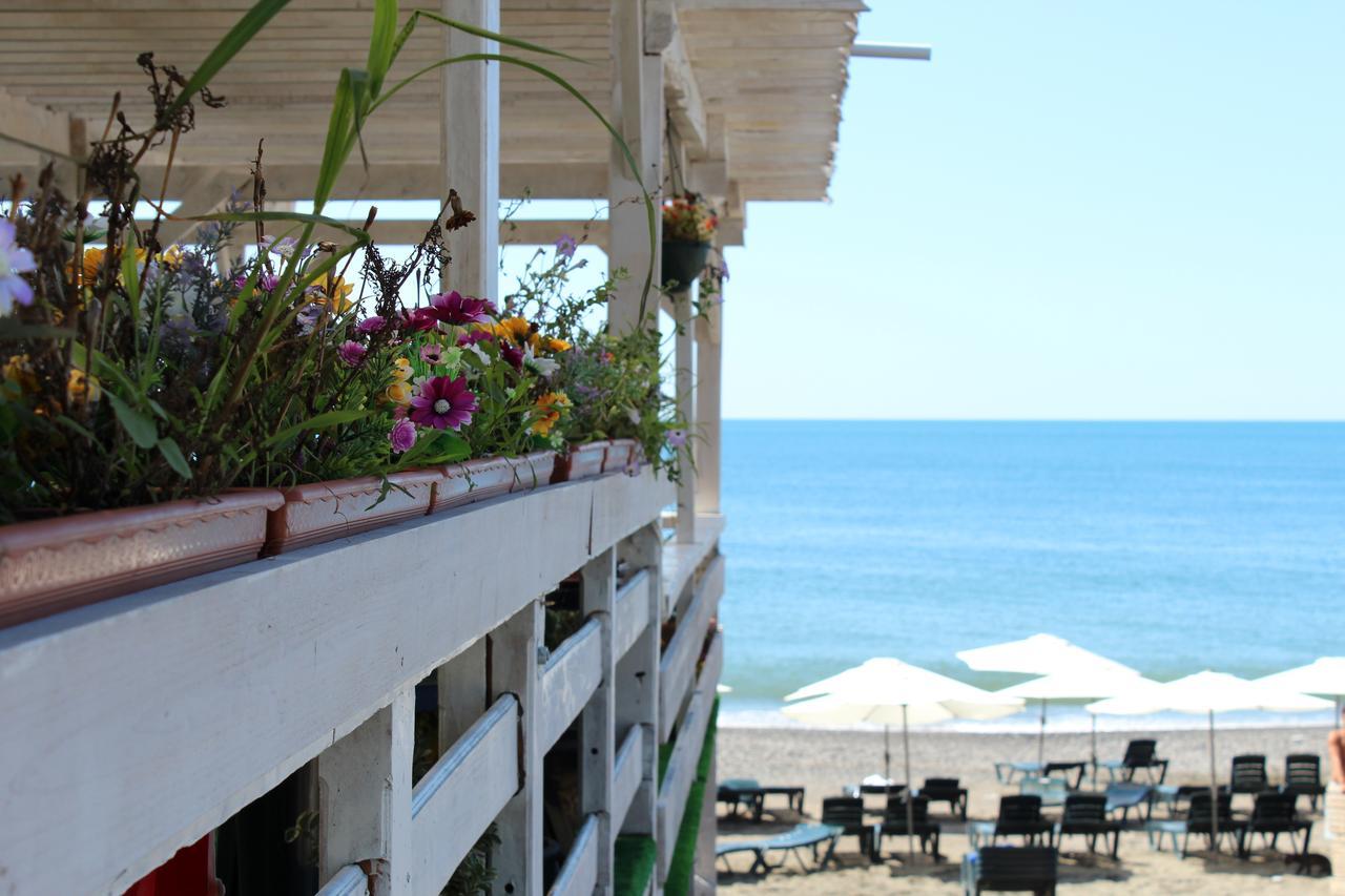 National Hotel Kobuleti Εξωτερικό φωτογραφία