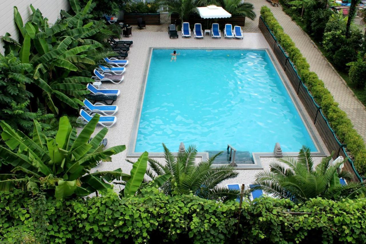 National Hotel Kobuleti Εξωτερικό φωτογραφία