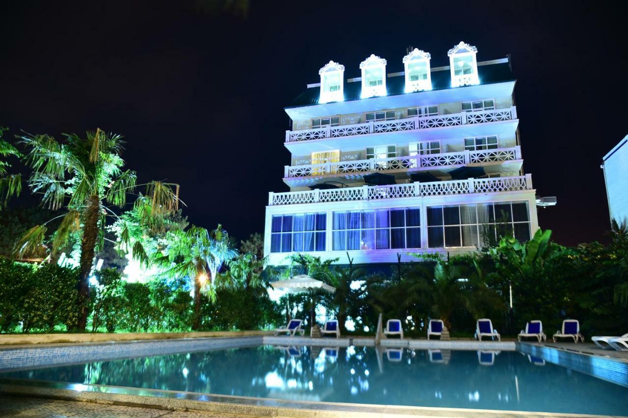 National Hotel Kobuleti Εξωτερικό φωτογραφία
